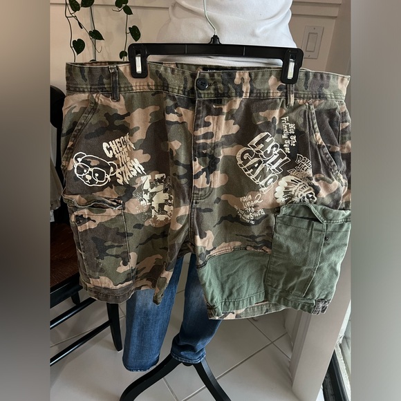 Mens 100% Authentic Hustle Gang Camo Cargo Pants sz42 - Picture 1 of 13